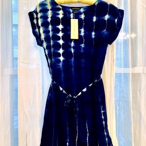 NWT French Connection, All Silk, Tie Dye with sash, cap sleeves, Sz 10